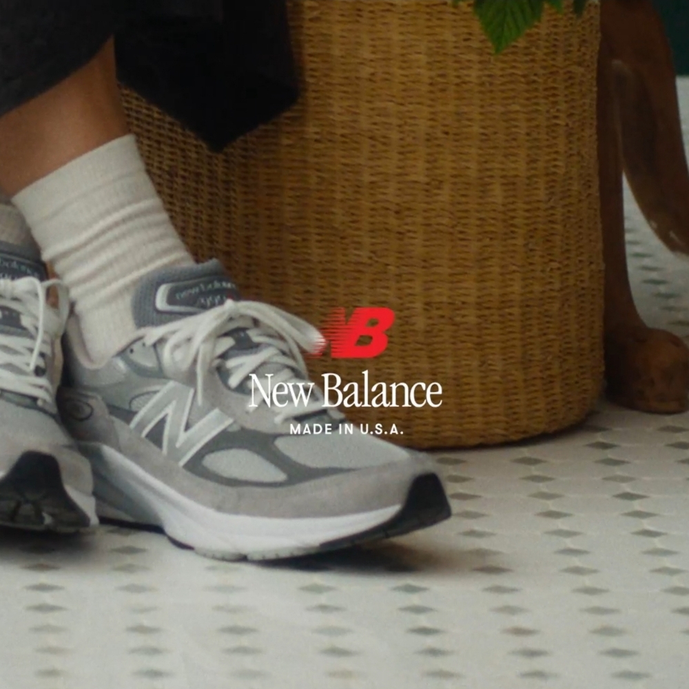 New Balance 990v6 Shoes